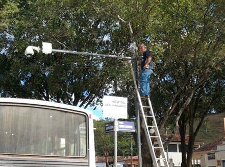 Mais uma câmera do Projeto Olho Vivo é instalada